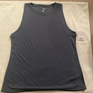 Flash Sale ! NWT Alive magnetic ladies tank